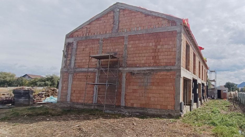 Casa noua in Brasov,cartier Bartolomeu - Poză 1