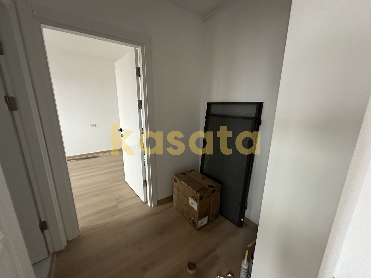 2 Camere Vanzare | Drumul Taberei | Metrou Favorit | Renovare 2025 - Poză 4