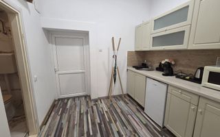 Garsonieră exclusivistă în Piața Mare cu vedere directă la Bradul de Crăciun - Poză 5