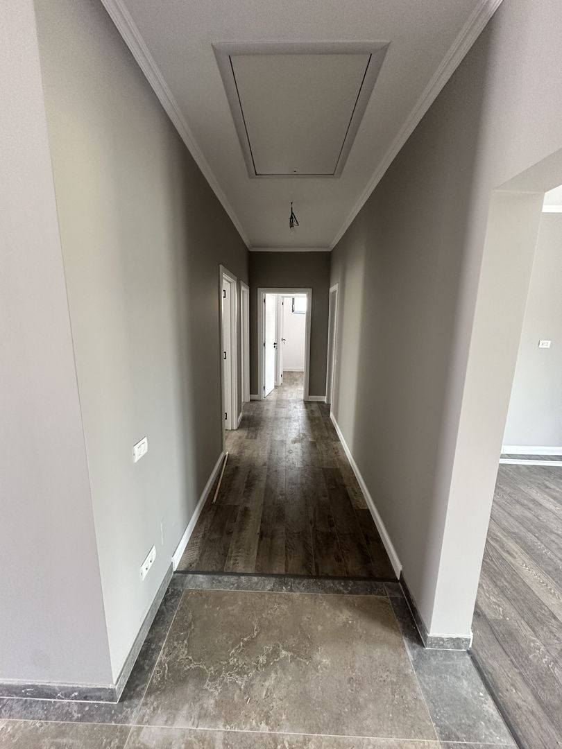 CASA INDIVIDUALA BRAGADIRU, TOATE UTILITATILE, CURTE 340 MP, COMIS 0% - Poză 2