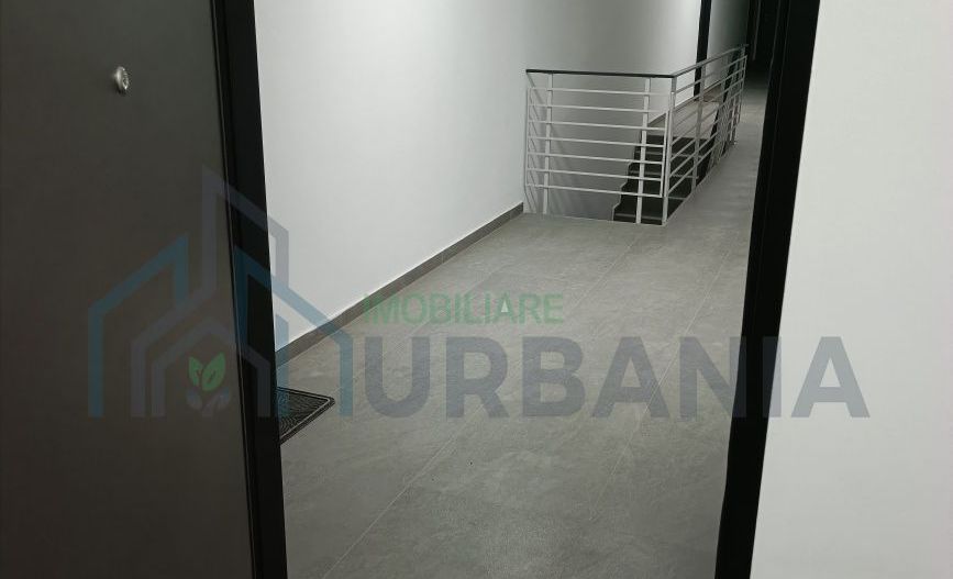 Apartament cu o camera și balcon - Poză 7