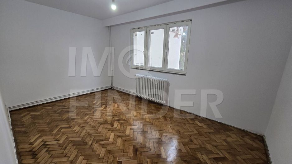 Apartament 3 camere, etaj 2, zona Piata Flora – Manastur - Poză 1