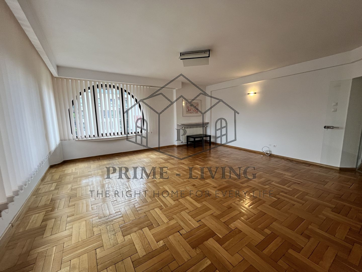 APARTAMENT SPAȚIOS LA INCHIRIERE IN ZONA AVIATORILOR - Poză 5