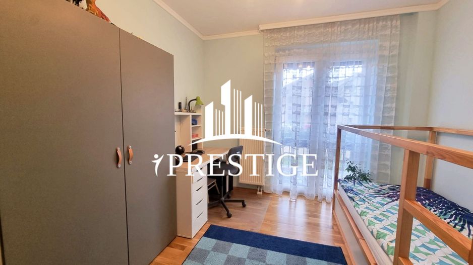 APARTAMENT DE VÂNZARE 4 CAMERE ETAJ 1 BALCON BOXĂ LIFT PARCARE CENTRAL - Poză 12