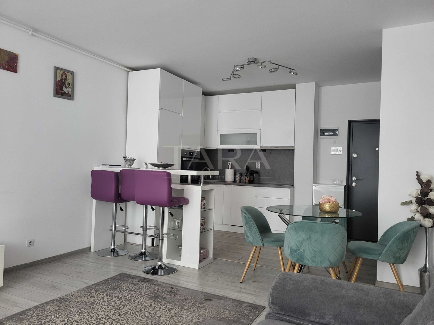 Apartament 2 camere lângă Vivo, complet mobilat și utilat. - Poză 2