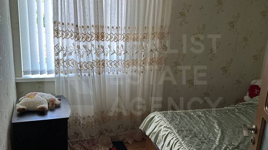 Vânzare 2 case pe un teritoriu, situată pe satul. Marandeni. - Poză 4