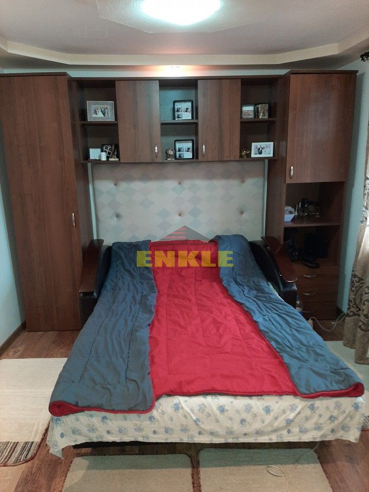 Casa 5 camere, Petru Rares, 530mp teren, 100000 euro negociabil - Poză 10