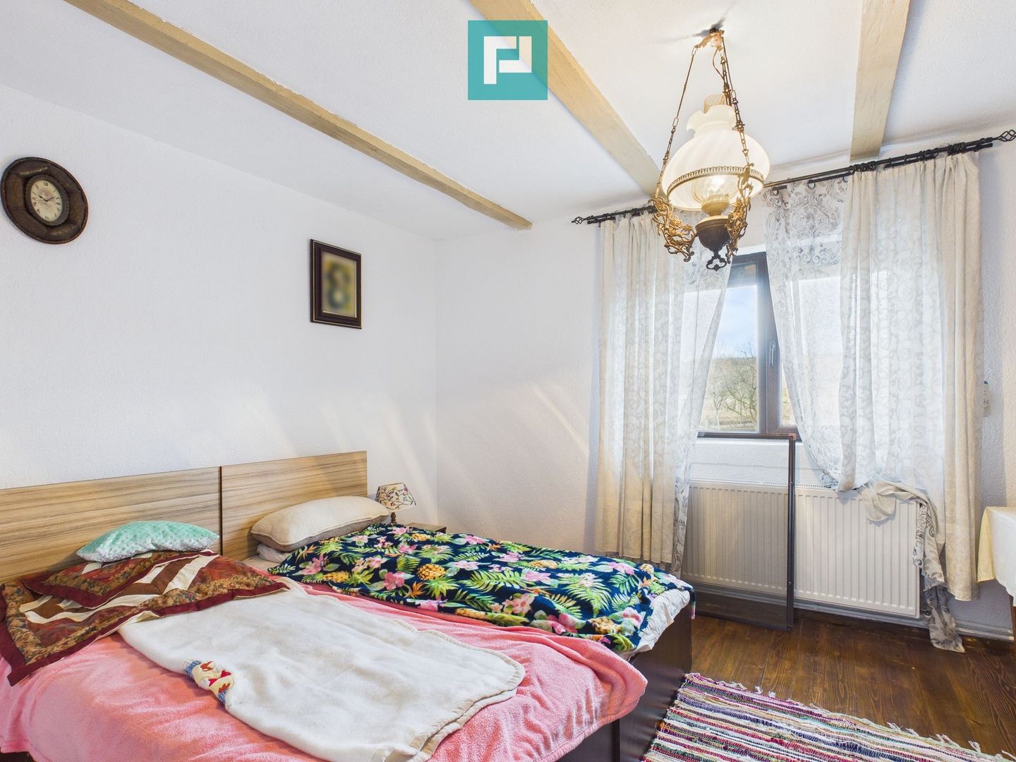 Casă deosebită la Urvişu de Beliu - Poză 9