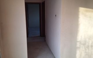 Casa singur in curte curte spatioasa zona Bartolomeu/Stupini - Poză 6