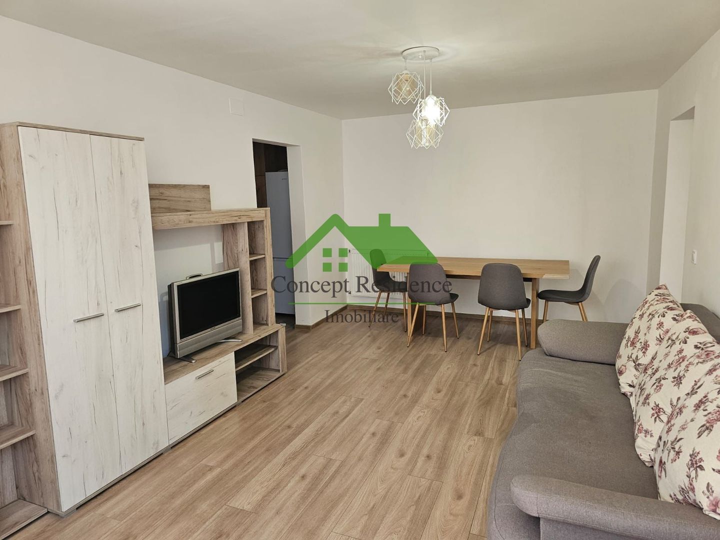 Apartament 2 camere, prima închiriere, etaj 2, str. Victor Babeș - Poză 4