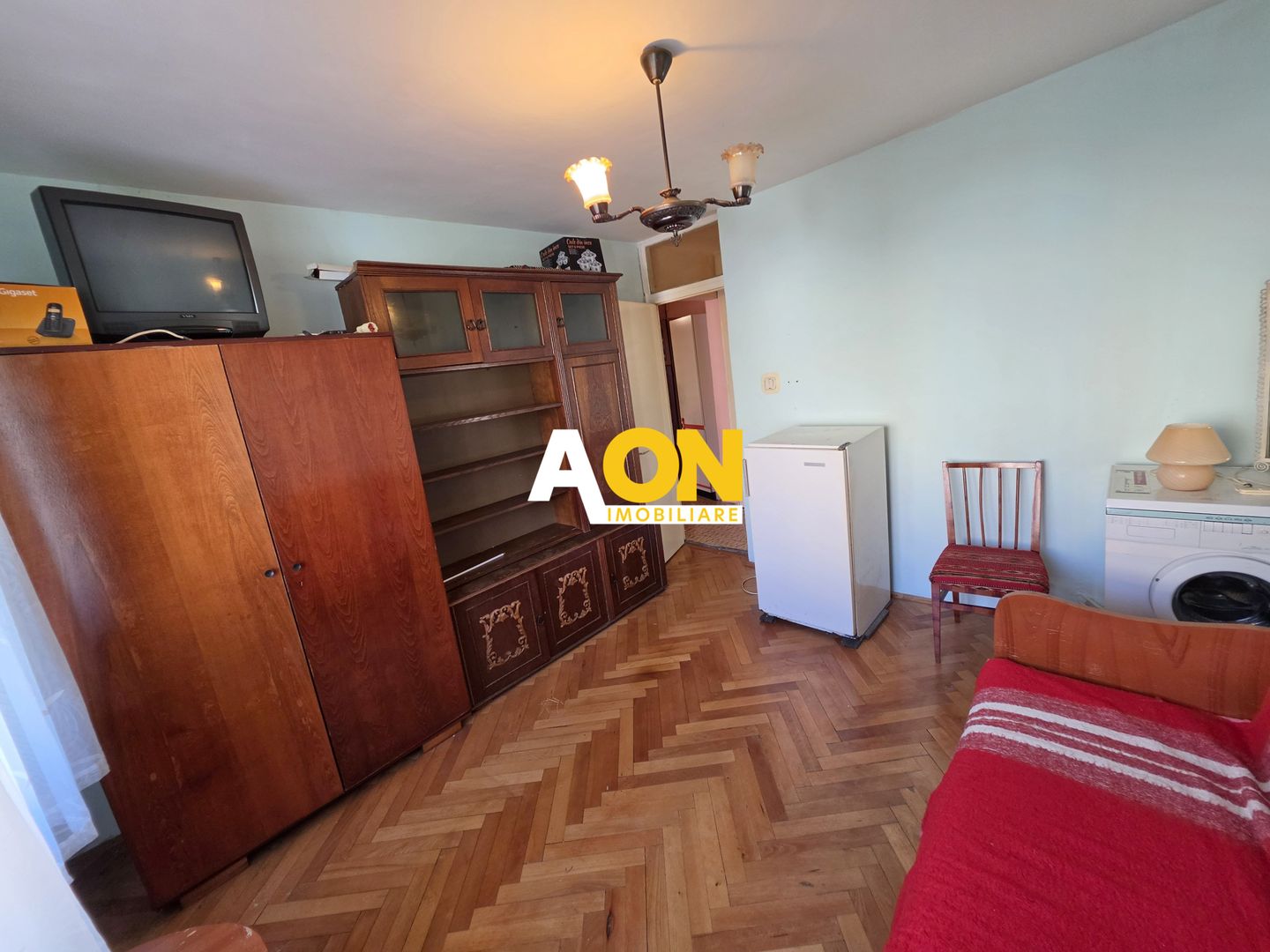 Apartament 2 camere, decomandat, etaj 2, Cetate, zona Kaufland - Poză 12