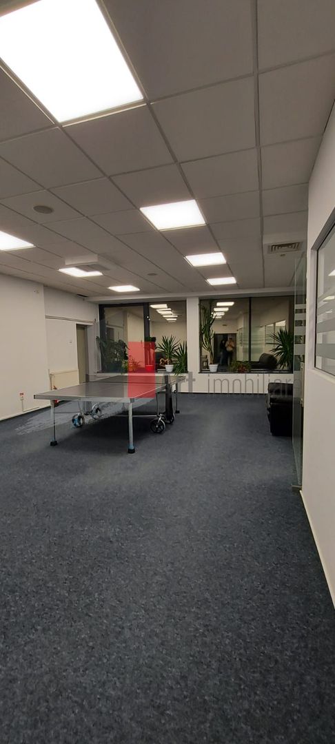 Spațiu Comercial de 140 mp –  Zona Moșilor (include apă, curent, gaz în chirie) - Poză 1