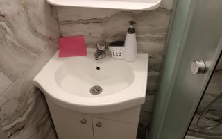 Închiriez garsonieră in zona tatarasi eternitate - Poză 6