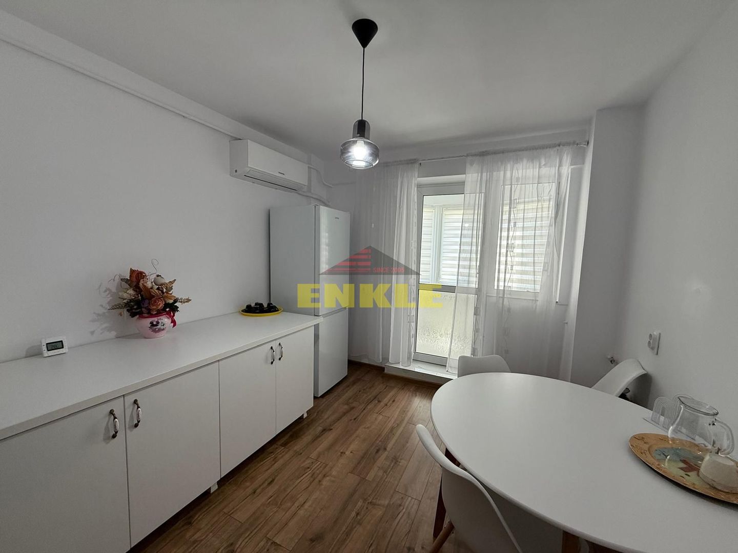 De inchiriat  apartament cu 2 camere decomandat, Ultracentral. - Poză 4
