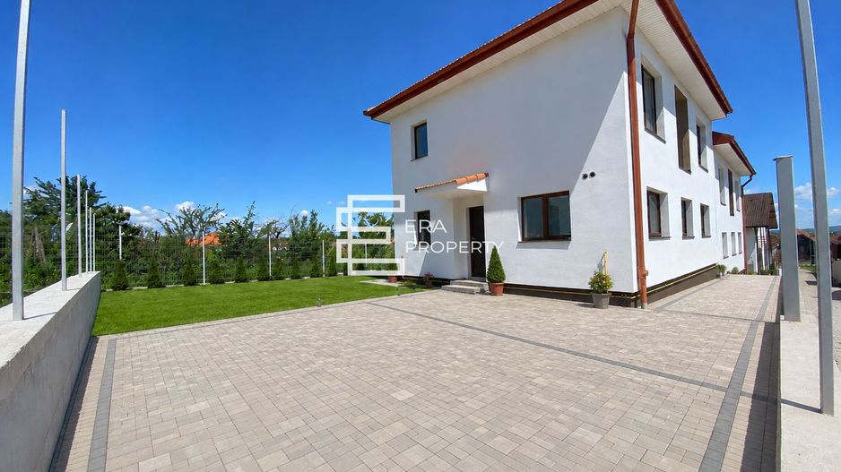 Duplex 4 camere -intabulat- teren 300 mp  -Locație Centrală, Sura Mică - Poză 11