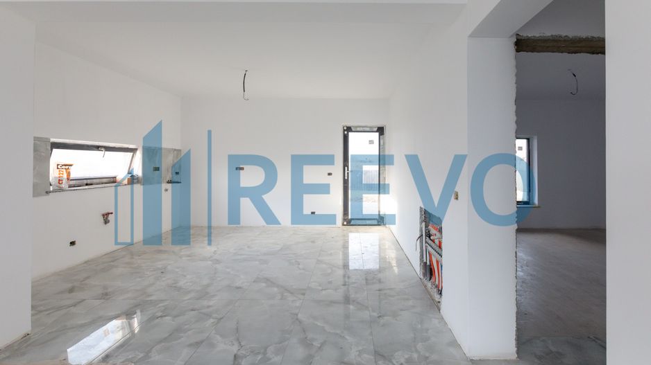 Casă/Vilă nouă de vânzare în Lilieci, Bacău - Poză 8