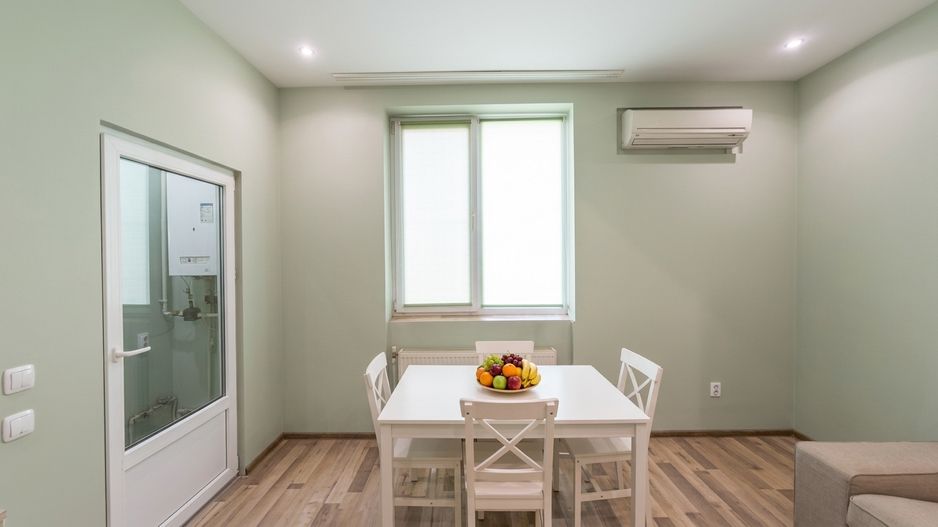Apartament 2 camere, parter, curte comună închisă, ultracentral - Poză 4