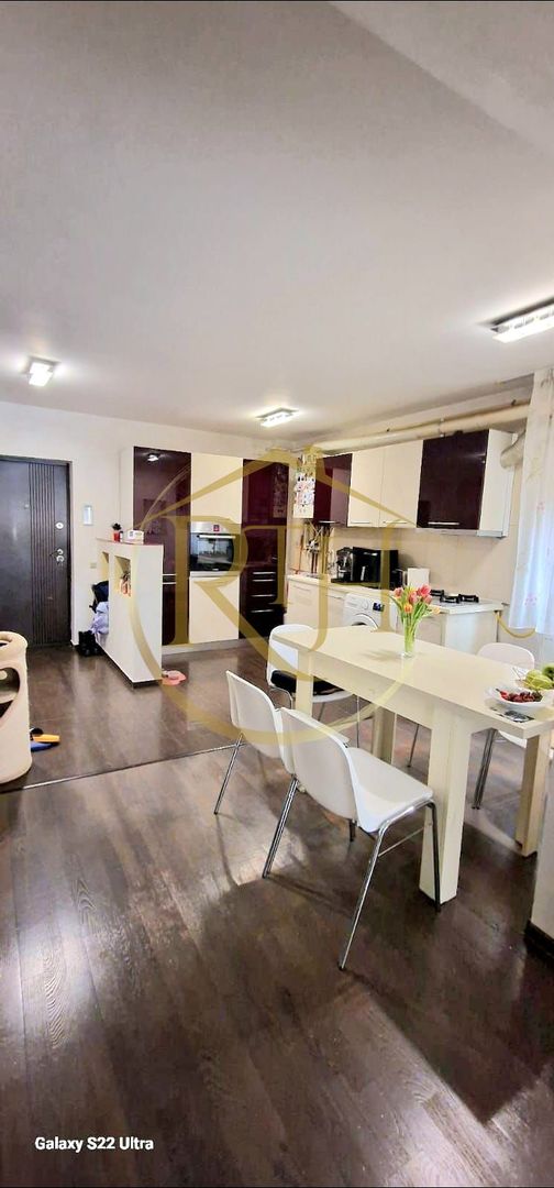 Oferim spre vânzare un apartament cu 3 camere în Giroc! - Poză 3