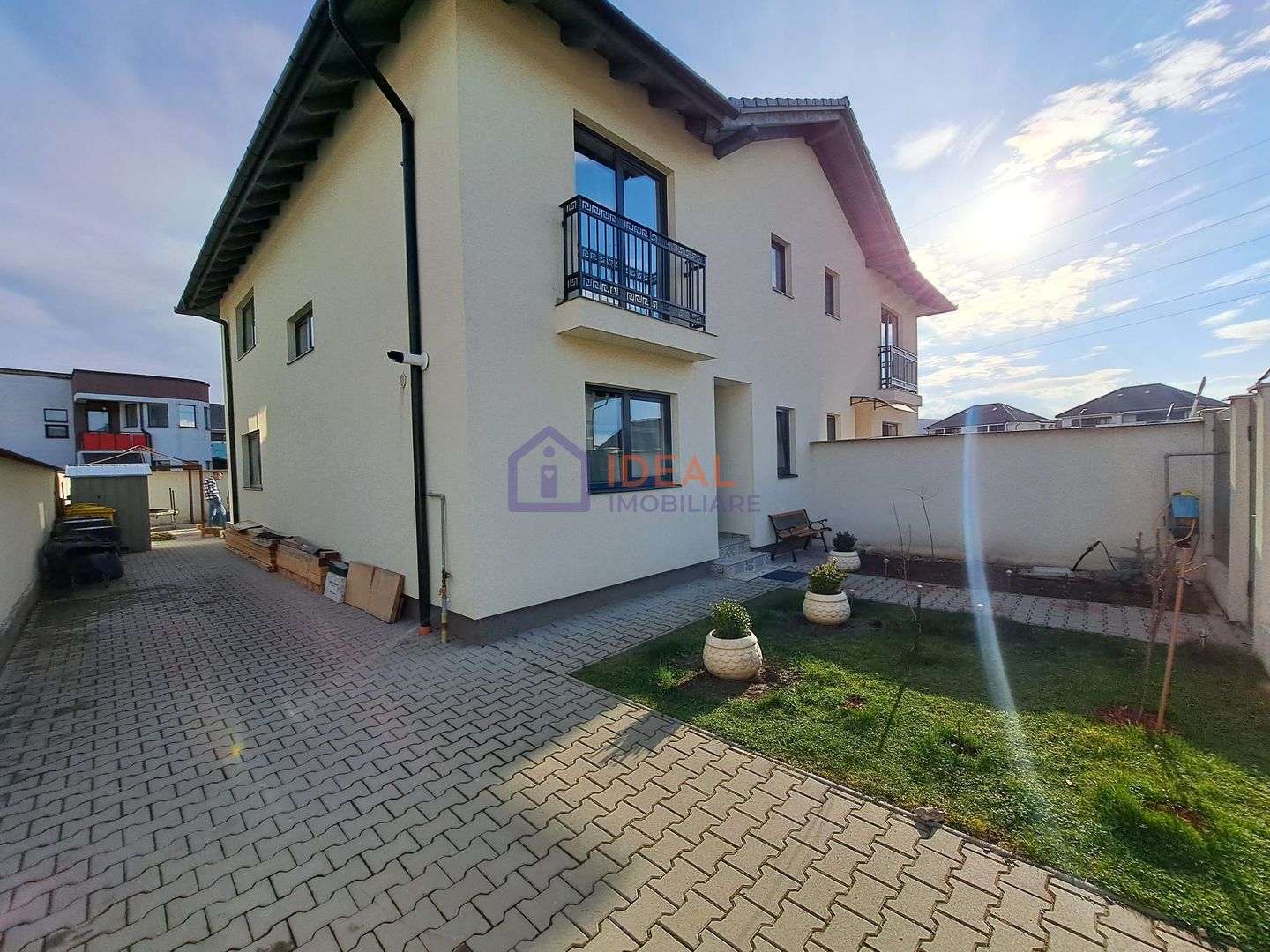 Casa Tip Duplex la Cheie in Cartierul Arhitectilor - Poză 3