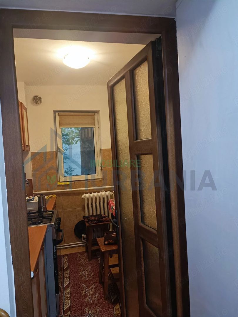 Apartament 3 camere, Mircea cel Bătrân, Iași – parter, balcon, beci - Poză 2