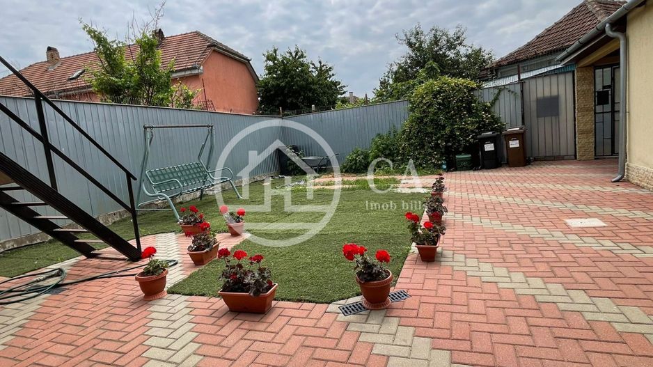 Casă de vânzare cu 3 camere si o anexa in zona Cantemir, Oeadea. - Poză 3