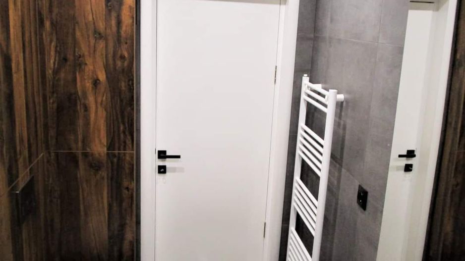 Apartament la Cheie cu parcare zona Balastierei Floresti - Poză 8