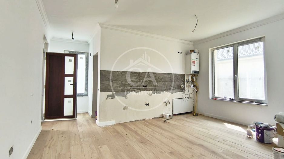 Apartament la casă de vanzare cu 2 camere si curte, Santandrei, Bihor - Poză 3