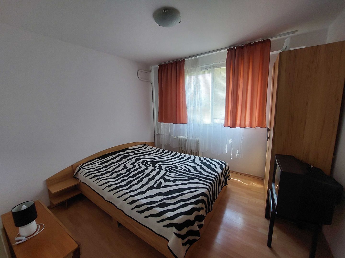 Apartament 2 camere de inchiriat  mobilat, Drumul Taberei - Poză 1