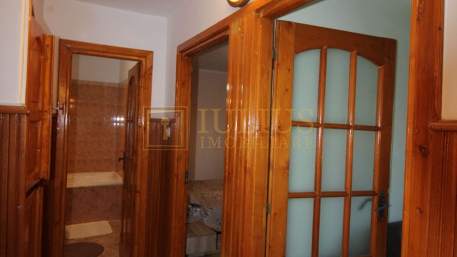 3 camere, centrala proprie, boxa la subsol - Poză 17