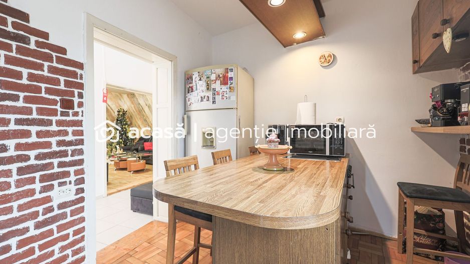 Casă cu teren generos și autorizatie pentru investiție in Parneava - Poză 13