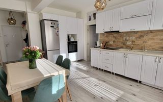 Apartament modern, 2 camere, balcon, parcare subterană, Vivo, Cluj. - Poză 1