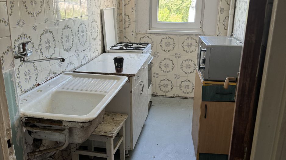 Apartament 2 camere de vanzare Drumul Taberei - Poză 1