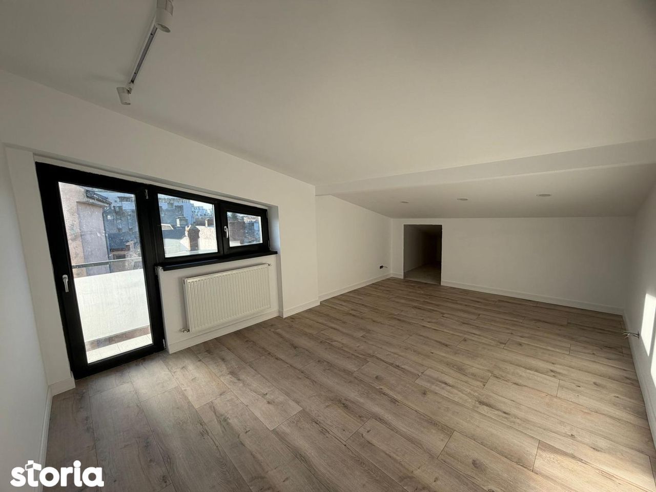 Apartament 3 camere nemobilat,nelocuit bloc nou + loc parcare - Poză 5