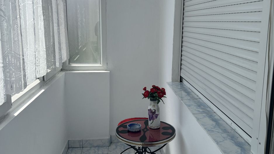Apartament spațios cu 3 camere, 75 mp, decomandat, 2 băi, 2 balcoane – - Poză 5