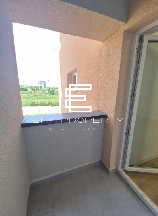 Apartament 3 camere, bloc nou, Calea Surii Mici-Zona de Vest - Poză 4