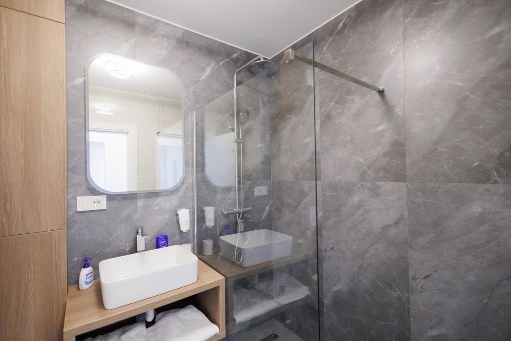 De inchiriat apartament cu 2 camere, zona Centru - Universitate, 550 euro - Poză 3