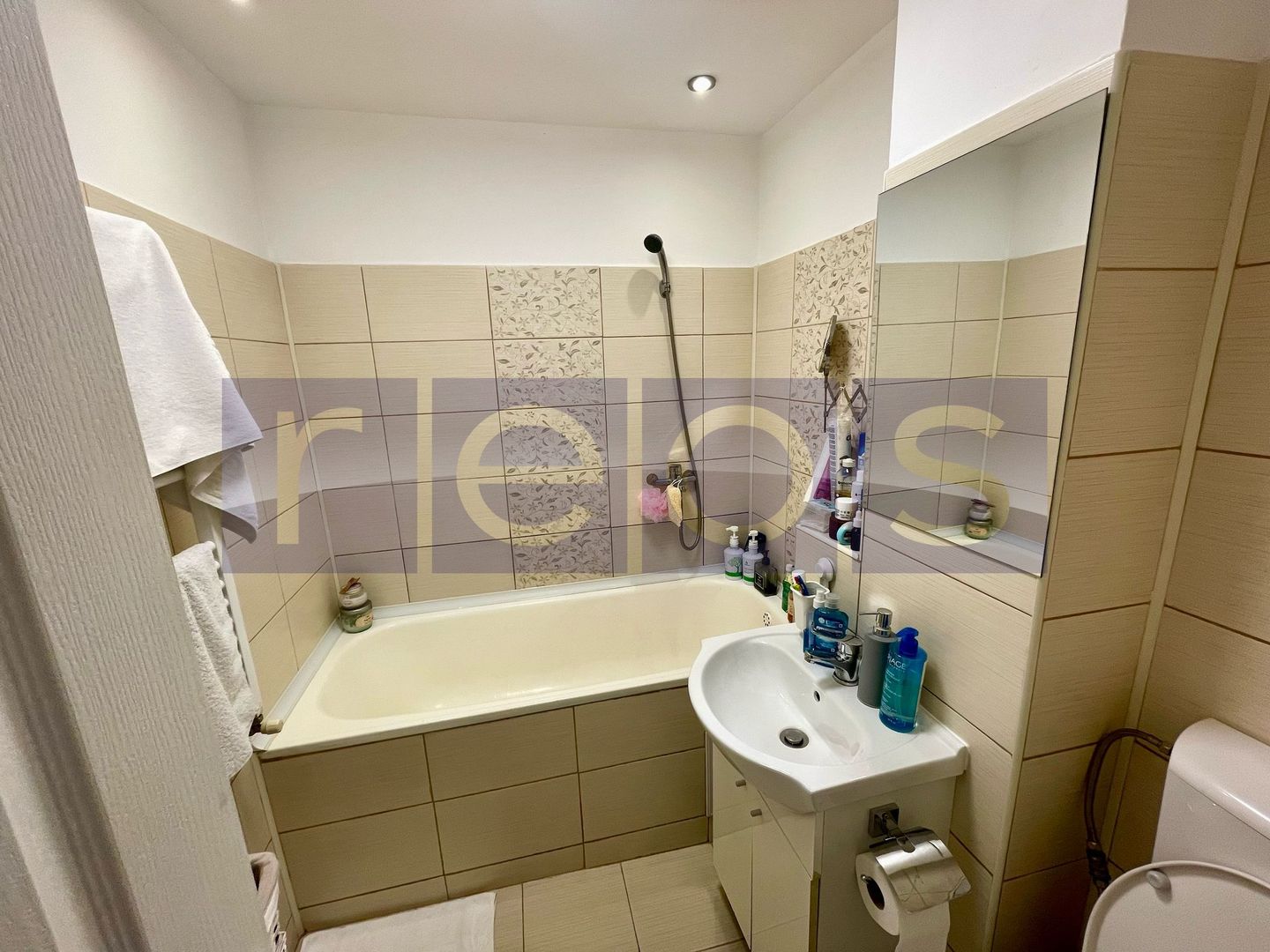 VANZARE APARTAMENT MODERN 2 CAMERE 50MP DECOMANDAT METROU NICOLAE GRIGORESCU - Poză 4