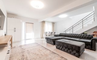 Doua case de vanzare la pret de una in Vladimirescu cartierul Florilor - Poză 3