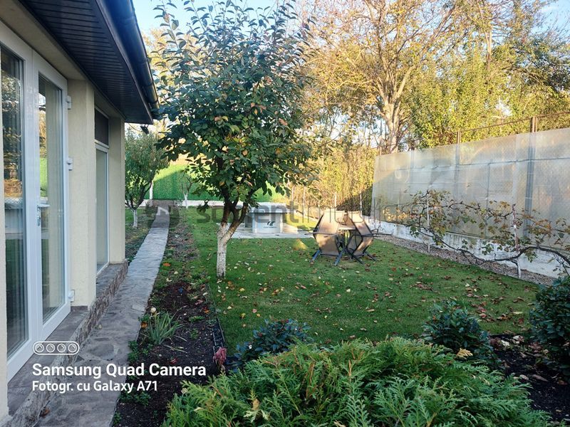 Casa lux cu 5 camere in Rontau - Poză 34