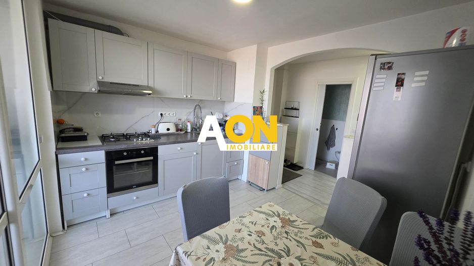Apartament 4 Camere, Etaj 2, Zona Ampoi 3, Renovat - Poză 2