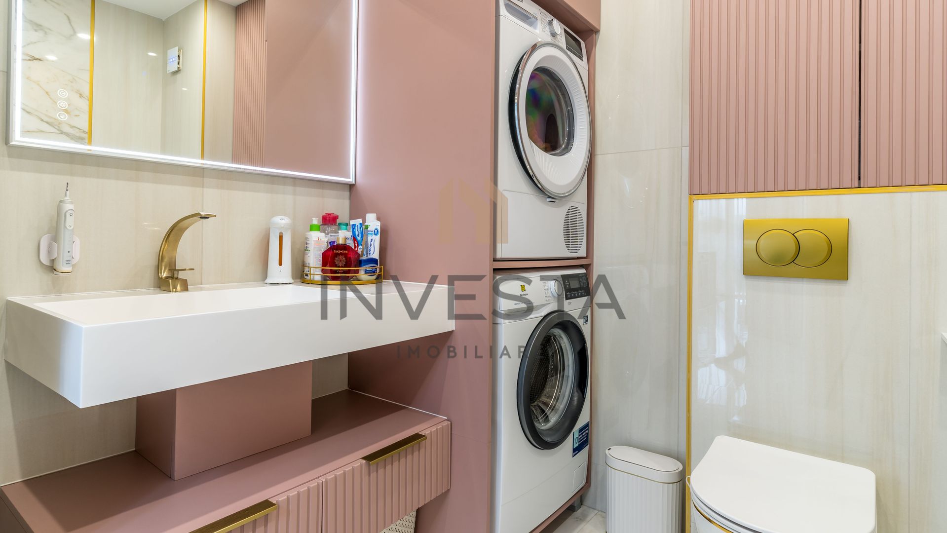 Apartament lux zona FSEGA! S-a investit in amenajare peste 80000 euro! - Poză 11