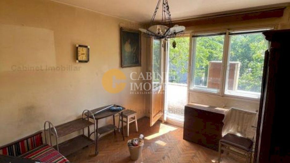 3 Camere Decomandat - Etaj 2 - 2 Balcoane - Podu Ros - Poză 6