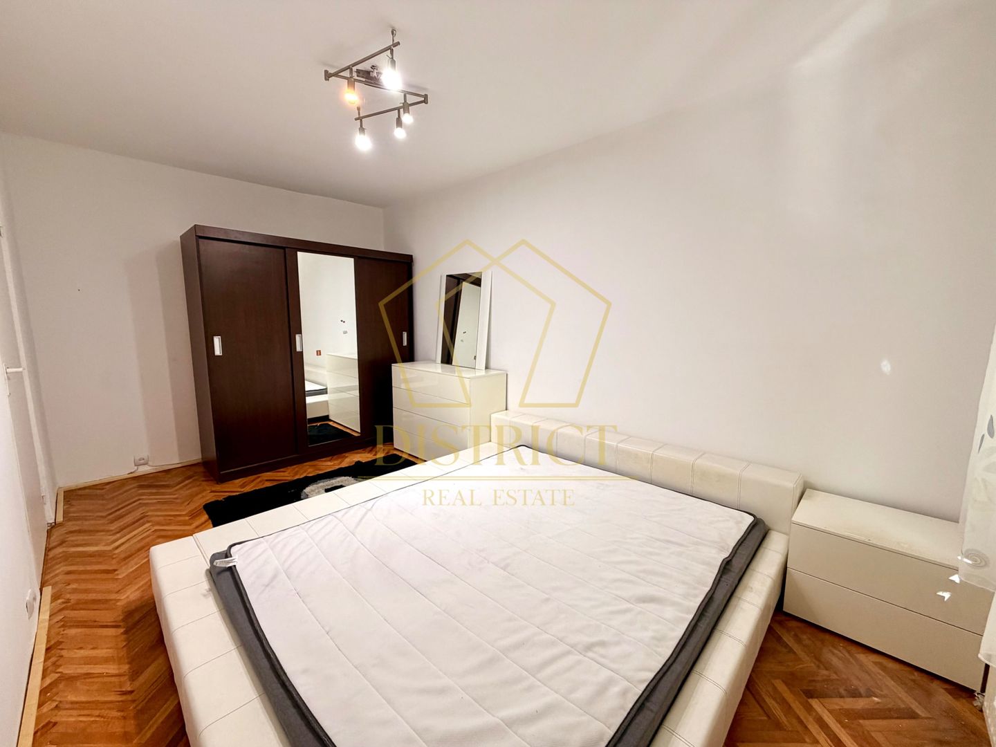 Apartament cu 3 camere | Aradului - Poză 5