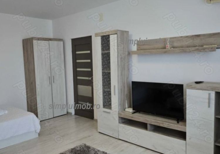 Decomandata garsoniera renovata mobilata - Poză 2