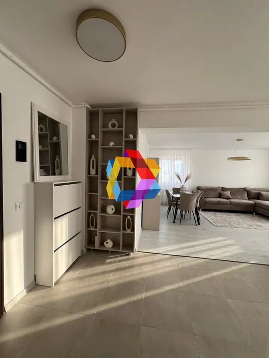 Apartament cu doua camere, zona Tractorul - Coresi, Top City 54 mp - Poză 3