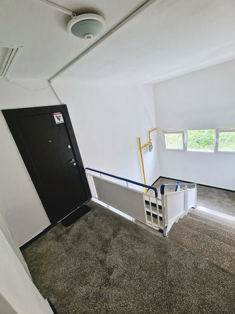 De vânzare: apartament 3 camere - Drumul. Taberei - metrou - Poză 8