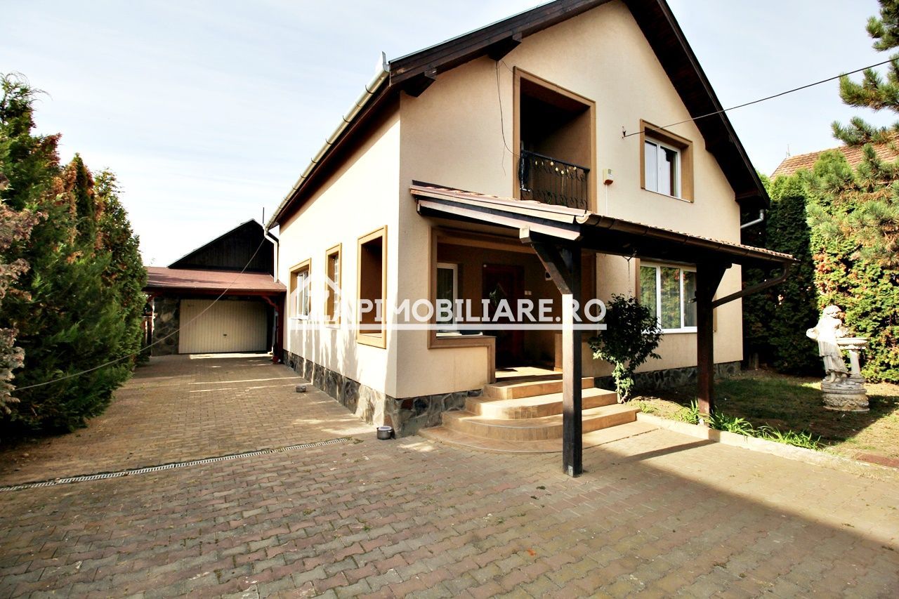 Casa 4 camere,2 bai,1 garaj,150mp,688 mp teren, 0% comision - Poză 1