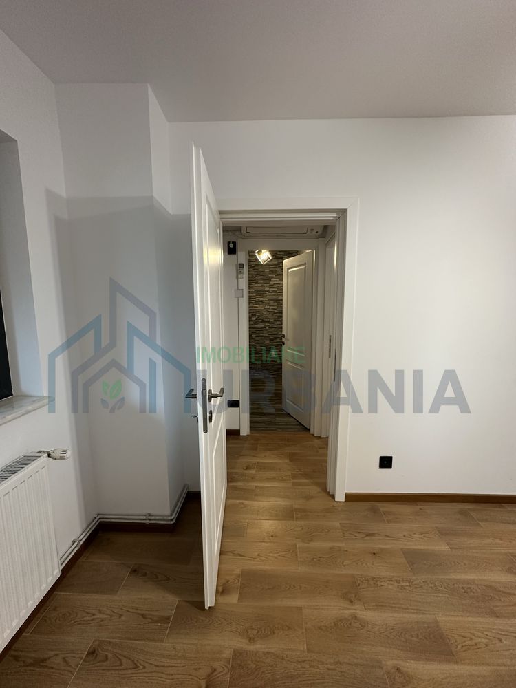 Spațiu comercial/birou ultracentral – Piața Unirii, Bloc Tarom – 50 mp – Parcare cu barieră - Poză 5