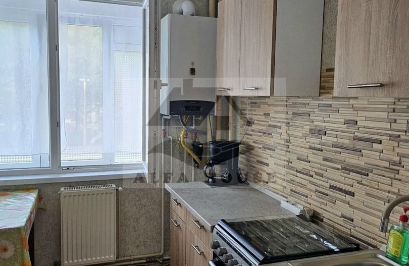 Apartament cu trei camere, zona Centrul Civic,  71 mp - Poză 5