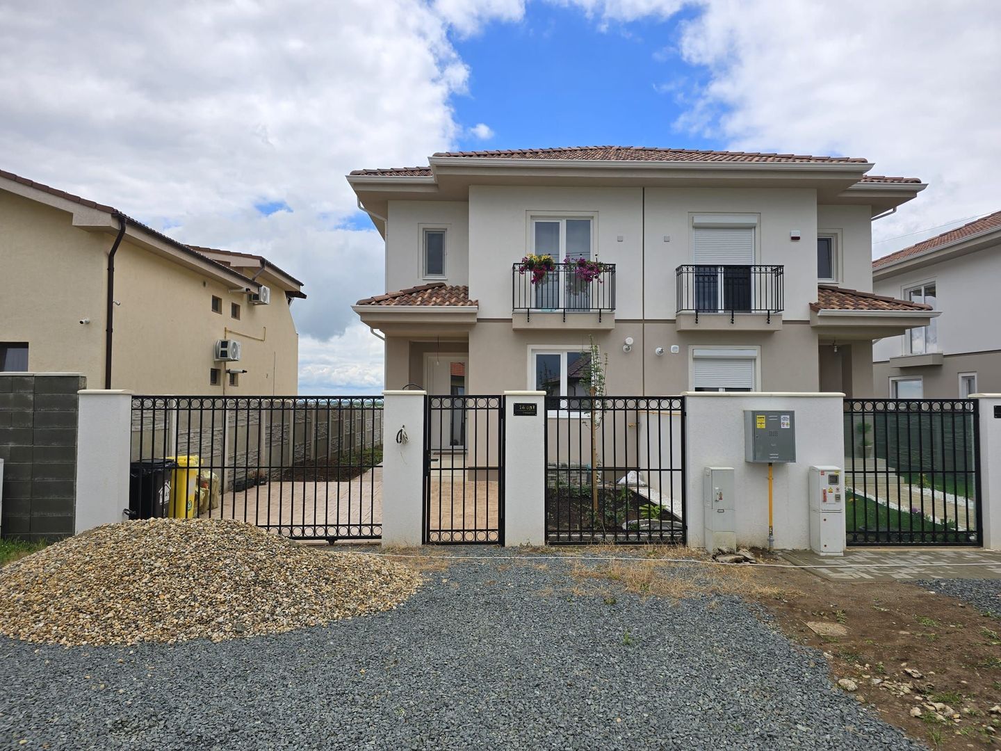 Sanandrei, Duplex P+1, Perete Dublu, Materiale de Calitate, Teren Generos - Poză 2